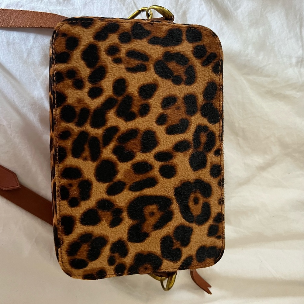 Madewell Transport Camera Bag Leopard